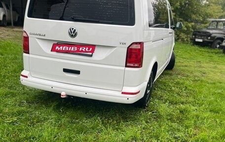 Volkswagen Caravelle T6 рестайлинг, 2018 год, 3 350 000 рублей, 15 фотография