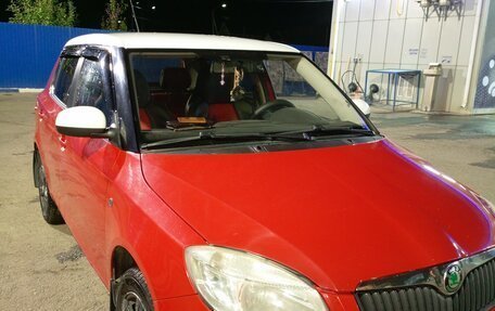 Skoda Fabia II, 2009 год, 450 000 рублей, 2 фотография