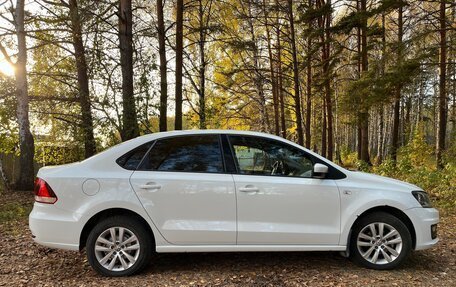 Volkswagen Polo VI (EU Market), 2015 год, 1 000 000 рублей, 5 фотография