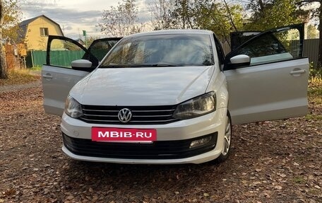 Volkswagen Polo VI (EU Market), 2015 год, 1 000 000 рублей, 2 фотография