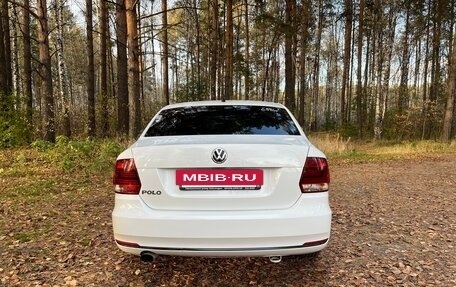 Volkswagen Polo VI (EU Market), 2015 год, 1 000 000 рублей, 4 фотография