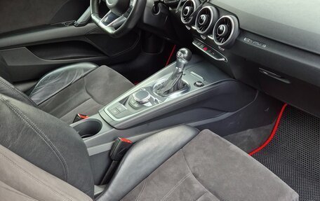 Audi TT, 2016 год, 2 600 000 рублей, 10 фотография