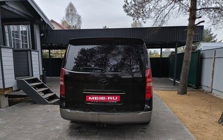 Hyundai Grand Starex Grand Starex I рестайлинг 2, 2009 год, 700 000 рублей, 2 фотография