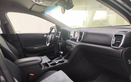 KIA Sportage IV рестайлинг, 2018 год, 1 849 000 рублей, 13 фотография