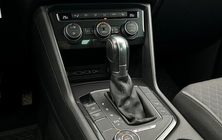 Volkswagen Tiguan II, 2018 год, 2 615 100 рублей, 17 фотография
