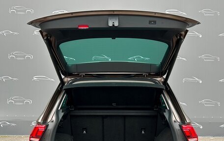 Volkswagen Tiguan II, 2018 год, 2 615 100 рублей, 14 фотография