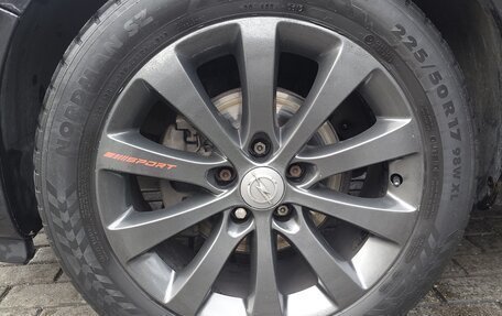 Opel Zafira B, 2011 год, 899 999 рублей, 11 фотография