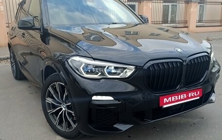 BMW X5, 2021 год, 5 750 000 рублей, 2 фотография