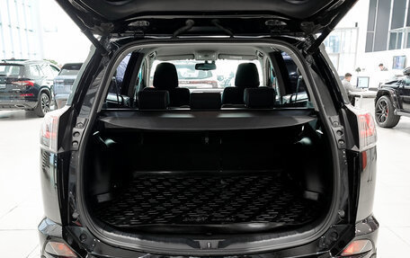 Toyota RAV4, 2016 год, 1 850 000 рублей, 12 фотография