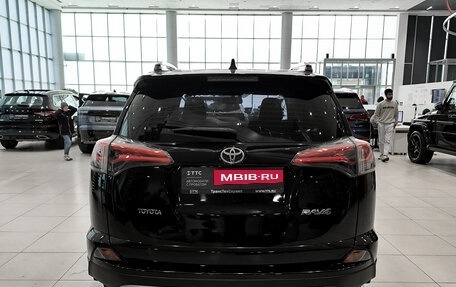 Toyota RAV4, 2016 год, 1 850 000 рублей, 7 фотография