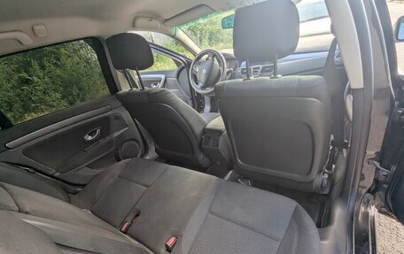 Renault Laguna III рестайлинг, 2010 год, 635 000 рублей, 12 фотография
