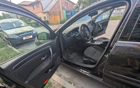 Renault Laguna III рестайлинг, 2010 год, 635 000 рублей, 10 фотография
