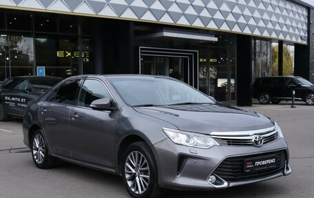 Toyota Camry, 2015 год, 1 680 000 рублей, 3 фотография