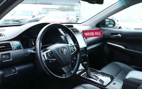 Toyota Camry, 2015 год, 1 680 000 рублей, 13 фотография
