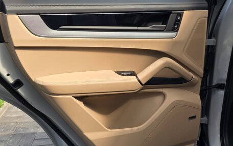 Porsche Cayenne III, 2025 год, 17 990 000 рублей, 20 фотография