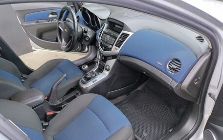 Chevrolet Cruze II, 2012 год, 980 000 рублей, 9 фотография