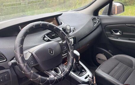 Renault Scenic III, 2015 год, 1 300 000 рублей, 23 фотография