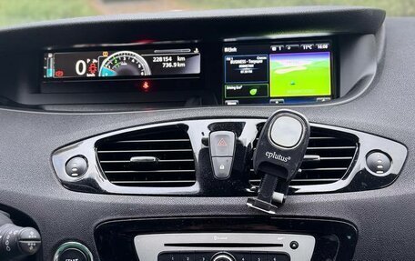 Renault Scenic III, 2015 год, 1 300 000 рублей, 38 фотография