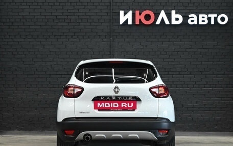 Renault Kaptur I рестайлинг, 2017 год, 1 430 000 рублей, 5 фотография