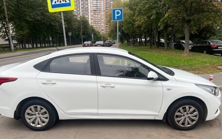 Hyundai Solaris II рестайлинг, 2017 год, 1 100 000 рублей, 6 фотография
