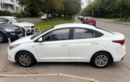 Hyundai Solaris II рестайлинг, 2017 год, 1 100 000 рублей, 7 фотография