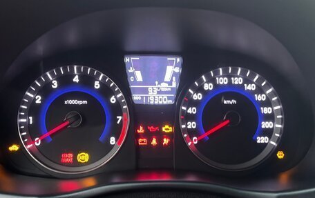 Hyundai Solaris II рестайлинг, 2012 год, 750 000 рублей, 5 фотография
