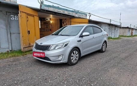 KIA Rio III рестайлинг, 2011 год, 700 000 рублей, 2 фотография