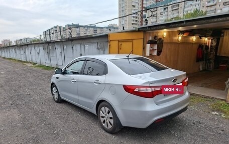 KIA Rio III рестайлинг, 2011 год, 700 000 рублей, 3 фотография