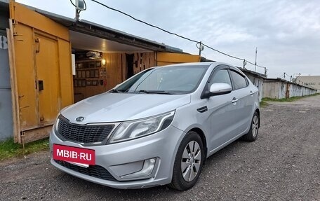 KIA Rio III рестайлинг, 2011 год, 700 000 рублей, 4 фотография