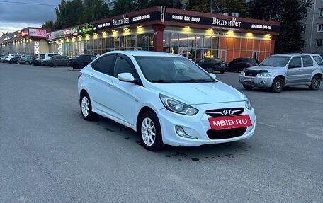 Hyundai Solaris II рестайлинг, 2012 год, 600 000 рублей, 2 фотография