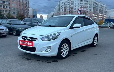 Hyundai Solaris II рестайлинг, 2012 год, 600 000 рублей, 8 фотография