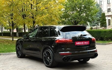 Porsche Cayenne III, 2016 год, 3 900 000 рублей, 4 фотография