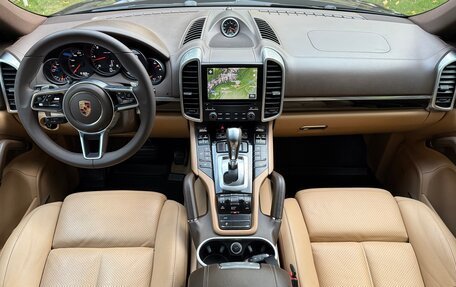 Porsche Cayenne III, 2016 год, 3 900 000 рублей, 17 фотография
