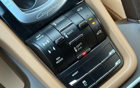 Porsche Cayenne III, 2016 год, 3 900 000 рублей, 18 фотография