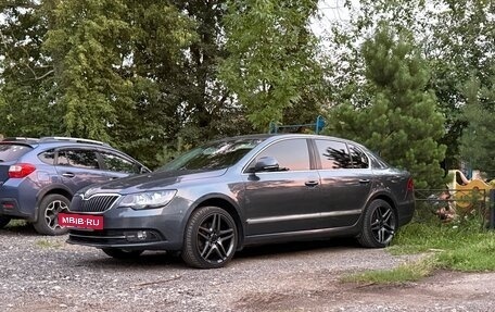 Skoda Superb III рестайлинг, 2015 год, 1 650 000 рублей, 3 фотография