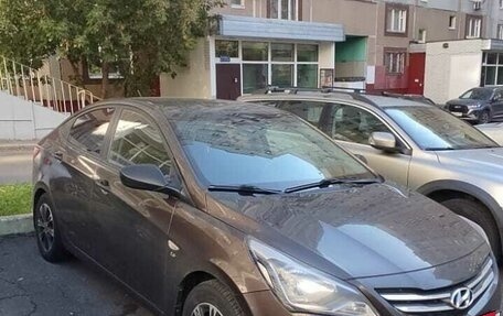 Hyundai Solaris II рестайлинг, 2015 год, 1 100 000 рублей, 3 фотография
