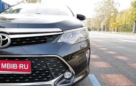Toyota Camry, 2017 год, 2 500 000 рублей, 10 фотография