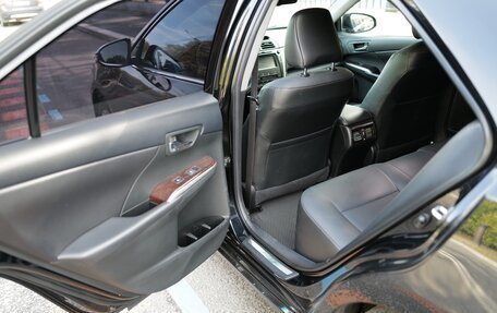 Toyota Camry, 2017 год, 2 500 000 рублей, 16 фотография