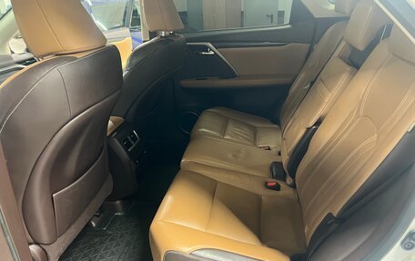 Lexus RX IV рестайлинг, 2017 год, 3 950 000 рублей, 10 фотография