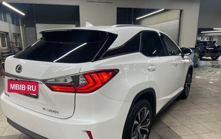 Lexus RX IV рестайлинг, 2017 год, 3 950 000 рублей, 6 фотография
