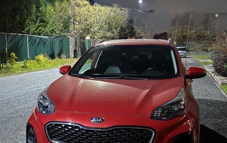 KIA Sportage IV рестайлинг, 2021 год, 2 800 000 рублей, 1 фотография