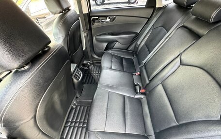 KIA Cerato IV, 2020 год, 1 900 000 рублей, 9 фотография