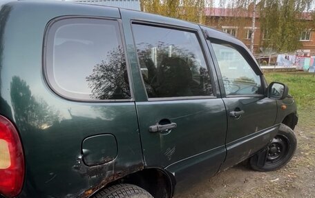 Chevrolet Niva I рестайлинг, 2003 год, 150 000 рублей, 5 фотография