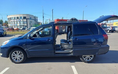 Toyota Sienna II рестайлинг, 2003 год, 1 000 000 рублей, 10 фотография
