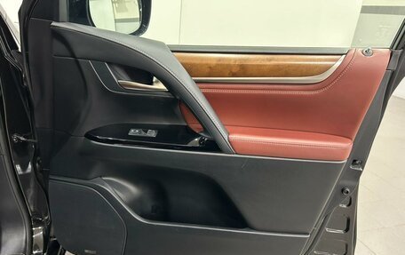 Lexus LX III, 2018 год, 7 990 000 рублей, 37 фотография