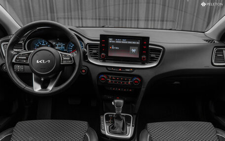 KIA cee'd III, 2022 год, 2 290 000 рублей, 10 фотография