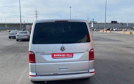 Volkswagen Multivan T6 рестайлинг, 2015 год, 3 100 000 рублей, 6 фотография