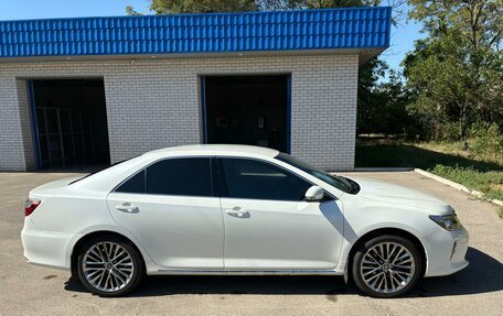 Toyota Camry, 2014 год, 2 000 000 рублей, 2 фотография