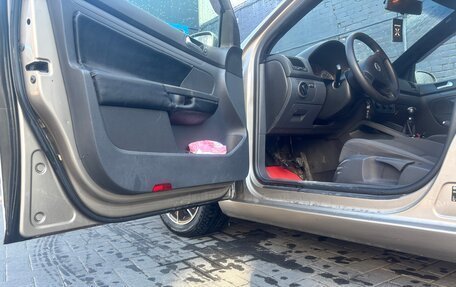 Volkswagen Golf V, 2005 год, 550 000 рублей, 9 фотография
