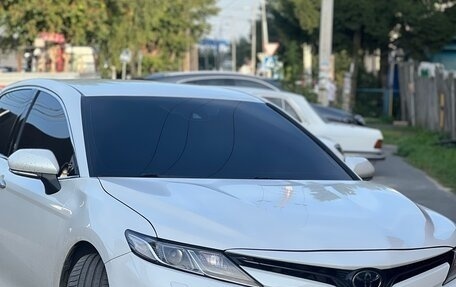 Toyota Camry, 2018 год, 2 830 000 рублей, 8 фотография